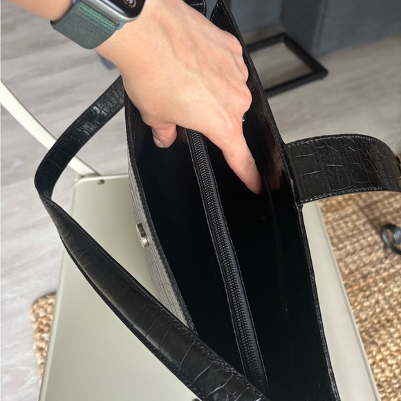 Vintage Genuine Leather Bag | Made in Italy - Picture 12 of 15